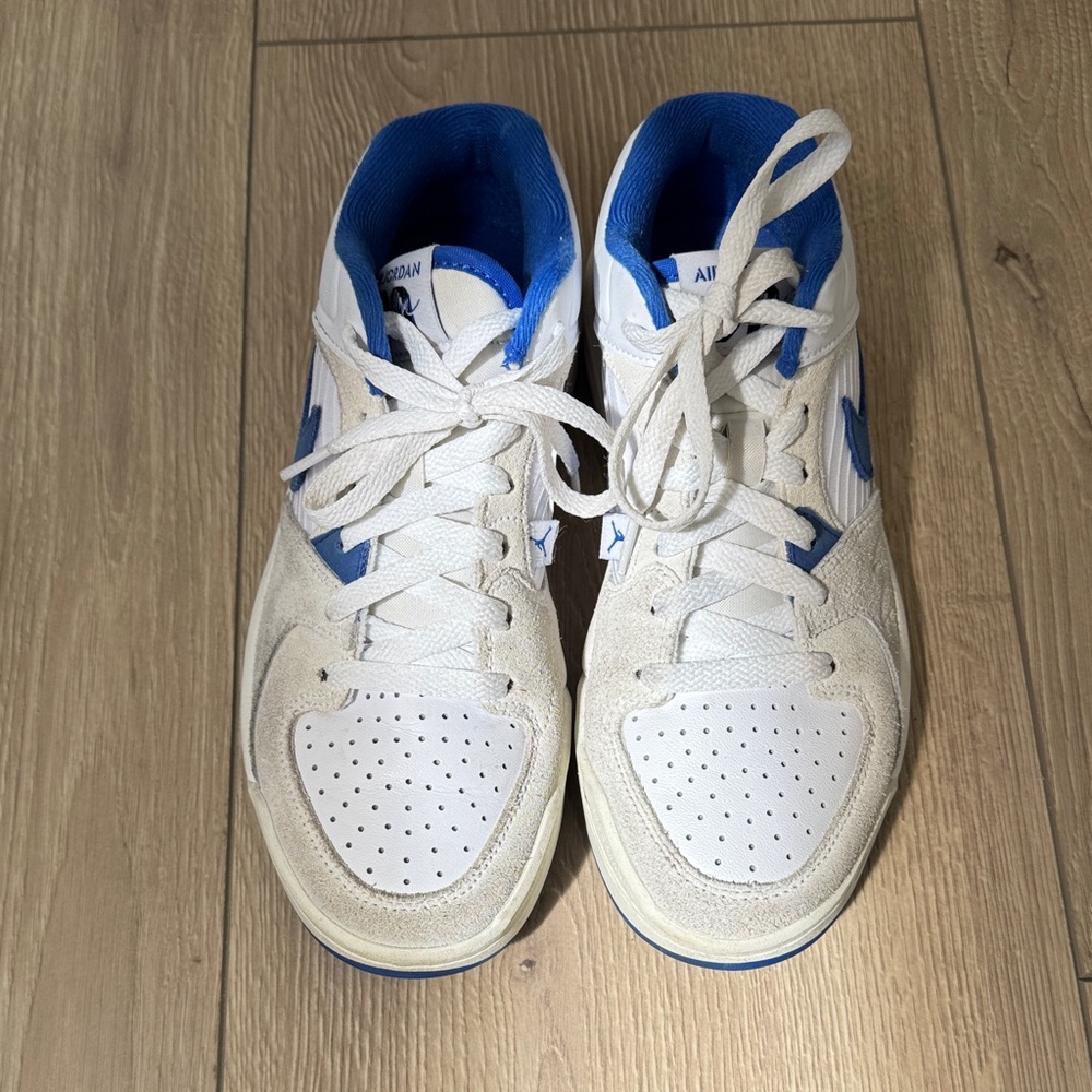 Nike size 5Y Jordan flight